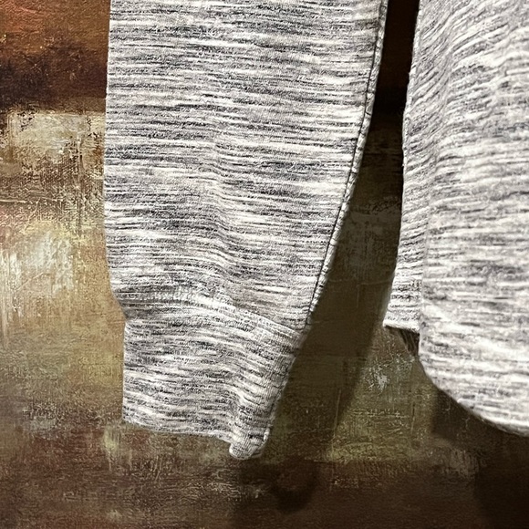 NWOT LE Washington D.C. 70% Cotton Sweatshirt - Picture 5 of 10